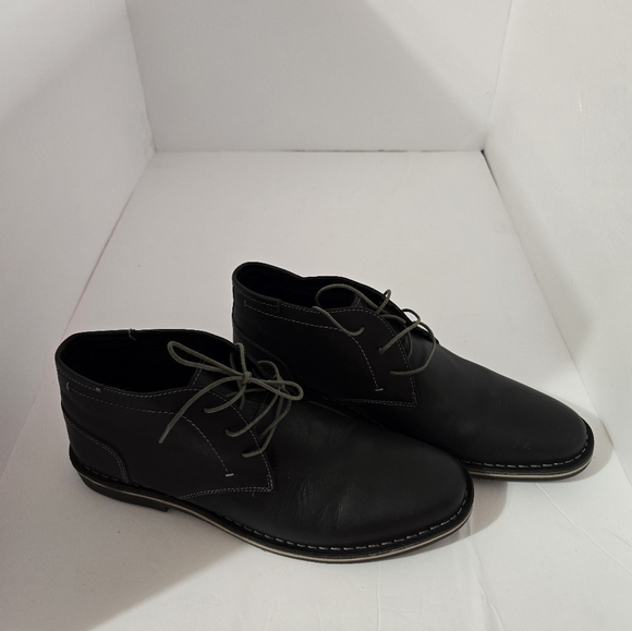 Steve Madden 11 - Picture 6 of 9